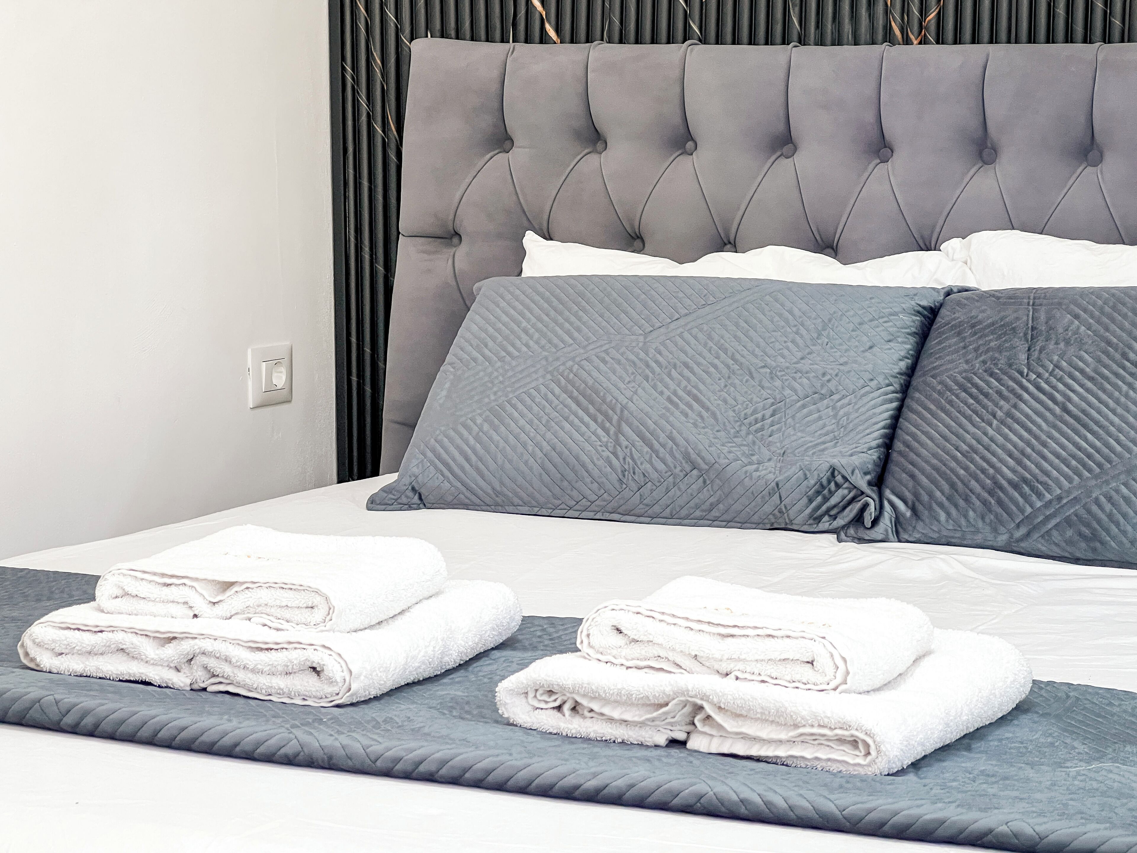 Comfort Double Room, Non Smoking, City View | Blackout drapes, free WiFi, bed sheets