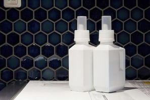 Équipements de salle de bain