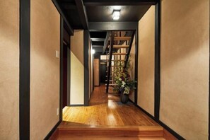 Interior - Miro Shijo Kawaramachicho Tei (Kyoto)