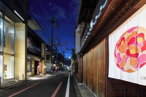 星評価なしの画像、4 / 14、ボタン