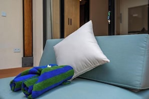 Interior - Oasis Residences Sanur – Family-Friendly 3-BR Villa with Private Pool & Garden (Bali)