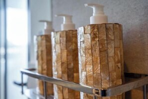 Room - Oasis Residences Sanur – Family-Friendly 3-BR Villa with Private Pool & Garden (Bali)