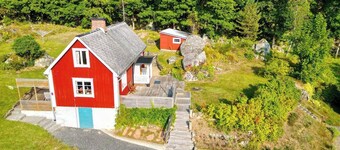 Cosy Main House and Guest House