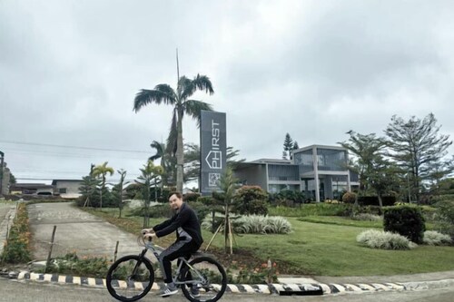 Queen Abby's Staycation