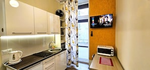 Monolocale Economy | Televisione