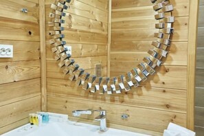 Room - Pana Unique Kolsay (Kegen)