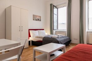 2 bedrooms, bed sheets