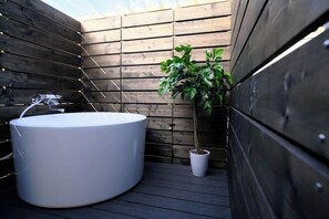 Room - XIAO NEW WORLD (Osaka)