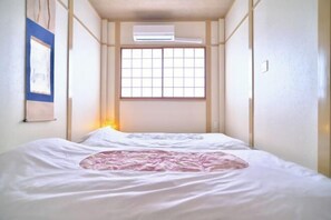 Room - XIAO NEW WORLD (Osaka)