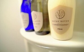 Room - XIAO NEW WORLD (Osaka)