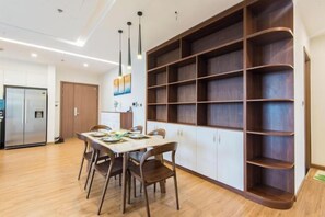 Exterior - Top Apartment Vinhomes Metropolis (Hanoi)