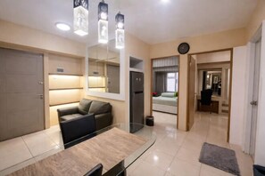 Room - Sweet Home (2 Bedroom Apartment) (Mulyorejo)