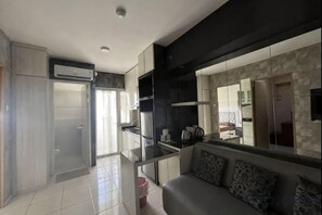 صورة غير مصنفة، 2 من 7، زرّ