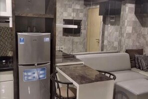 Unclassified image, 3 of 7, button - Sweet Home (2 Bedroom Apartment) (Mulyorejo)