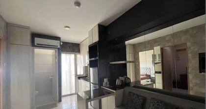 Sweet Home (2 Bedroom Apartment)