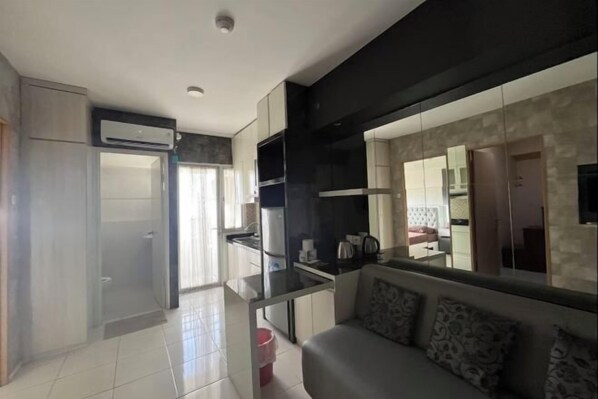 Room - Sweet Home (2 Bedroom Apartment) (Mulyorejo)