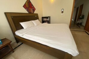 Room - Costco Chinese Hotel (Islamabad)