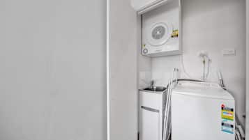 Apartment | Bathroom | Hair dryer, towels, soap, shampoo
