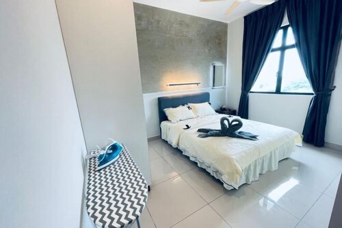 Desaru Utama A14 by UcomeHomestay