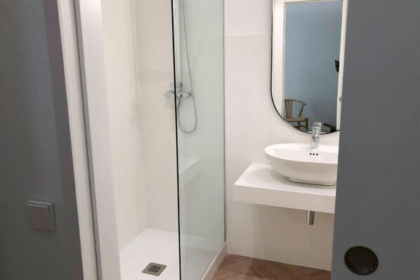 Room - THE MO HOUSE Sant Pere Barcelona (Barcelona)