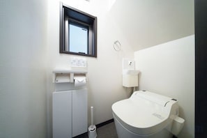 Unclassified image, 4 of 34, button - 10 Min Walk to Ikebukuro Station 4BR Private House 3 Min to Kanamecho Sleeps 8 (Tokyo)