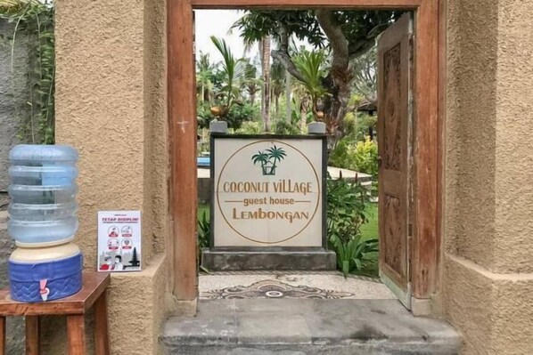 Interior - Coconut Village Guest House Lembongan RedPartner (Bali)