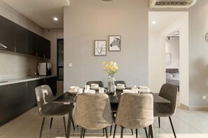 Dining - CONEZION BY FEEL HOME (Serdang)