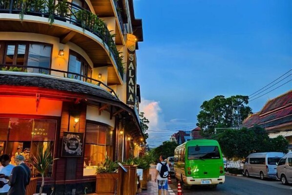 Exterior - Annie Backpacker Hostel (Vientiane)