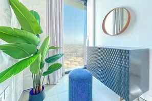 Cots/infant beds - bnbme Address Beach Apt, Near Bluewaters & JBR (Dubai)