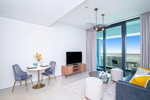 Cots/infant beds - bnbme Address Beach Apt, Near Bluewaters & JBR (Dubai)