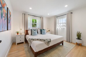 3 makuuhuonetta, vauvan matkasänky