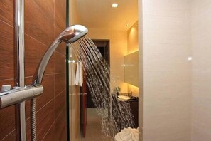 Bathroom - The Time Poolvilla C20 (Pattaya)