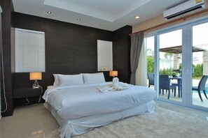 Room - The Time Poolvilla C20 (Pattaya)