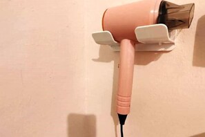 Équipements de salle de bain