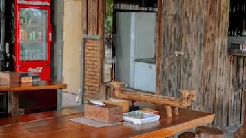 Tempat makan