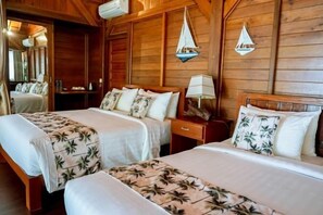 Room - Leebong Island (Pegantungan)