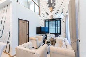 Unclassified image, 4 of 89, button - Luxury Private Pool Villa "Psalms 23 Residence @Huaikwang" (Bangkok)