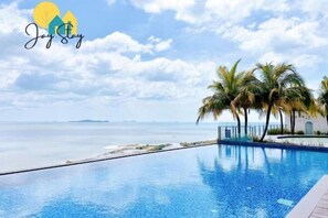 Room - SilverScape Melaka/ 3BR/ 6-10 pax/Bathtub/Seaview/ Infinity Pool/ Jonker St (Melaka)