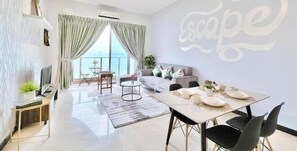 Room - SilverScape Melaka/ 3BR/ 6-10 pax/Bathtub/Seaview/ Infinity Pool/ Jonker St (Melaka)