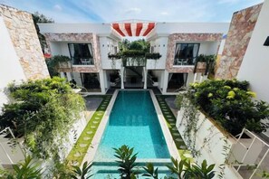 Alberca al aire libre