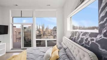 House | 12 bilik tidur, Internet