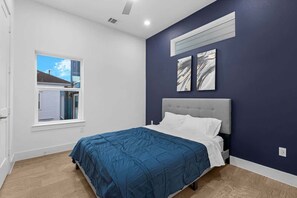 House | 6 bedrooms, Internet