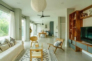 Unclassified image, 5 of 39, button - Private Pool Villa 6 Bedroom - Cloud Nine Villa (Chiang Mai)