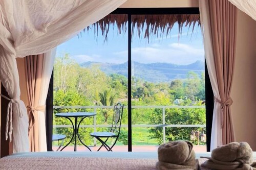 Uma Valley Homestay - Relaxing home with private garden