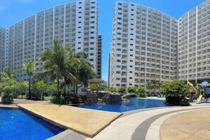 Unclassified image, 3 of 63, button - Shore Residences MOA staycation (Pasay)