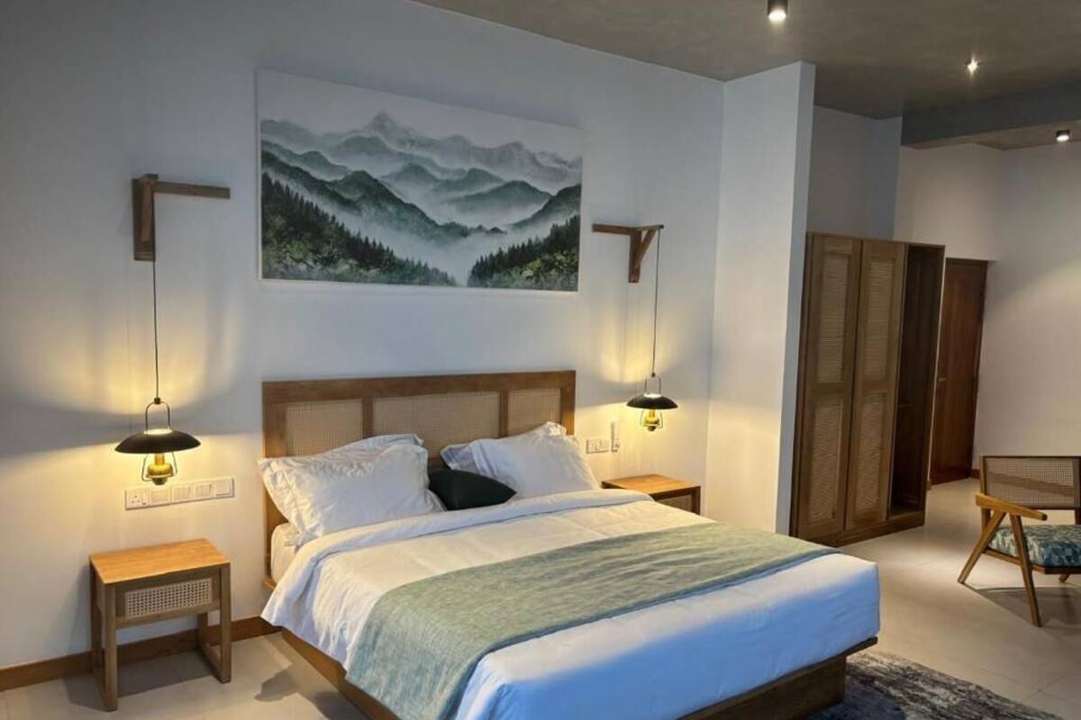 Deluxe Triple Room, Balcony, Mountain View | Free WiFi