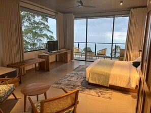 Deluxe trippelrum - balkong - utsikt mot bergen | Gratis wi-fi