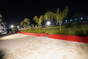 Park view - Viraj International Hotel (Pindra)