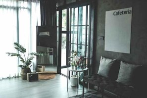Interior - The Bed Residence Donmueang (Bangkok)