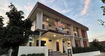 Chuleekorn Residence